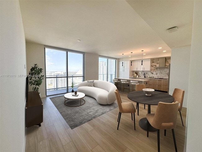 333 N New River Dr E in Fort Lauderdale, FL - Building Photo - Building Photo