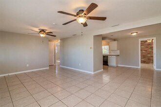 3824 Moog Rd in Holiday, FL - Building Photo - Building Photo