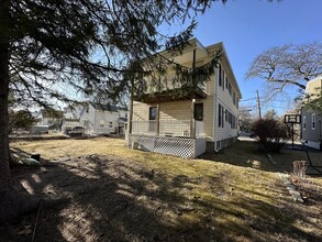 41 S Normandy Ave in Cambridge, MA - Foto de edificio - Building Photo