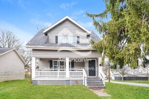 336 Madison Ave in Akron, OH - Building Photo