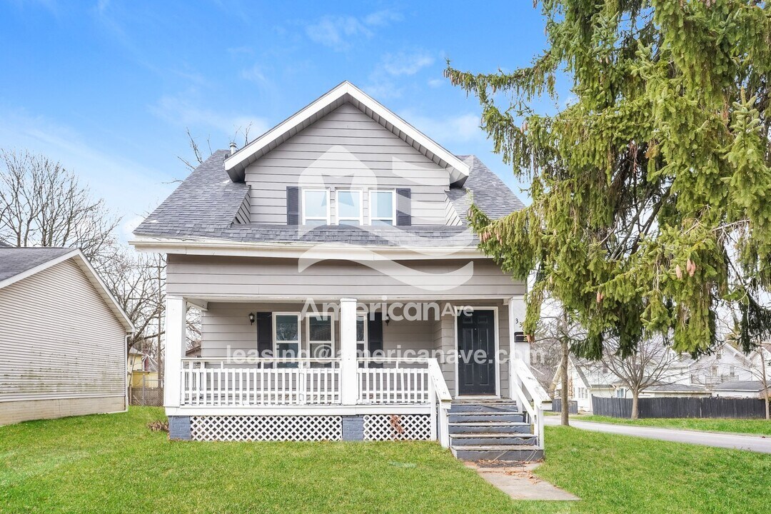 336 Madison Ave in Akron, OH - Building Photo
