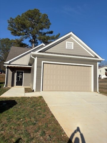 4733 Heiskell Dr in Chattanooga, TN - Foto de edificio - Building Photo