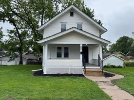1117 E Colorado St in Davenport, IA - Building Photo