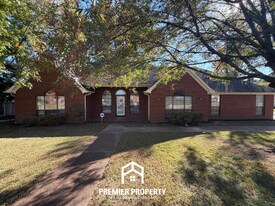 6351 Oak Walk Ln in Bartlett, TN - Building Photo