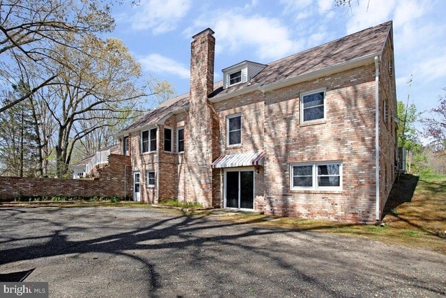 9685 Howes Rd in Dunkirk, MD - Building Photo - Building Photo