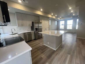 1200 Sugarloaf Ln in Erie, CO - Building Photo - Building Photo