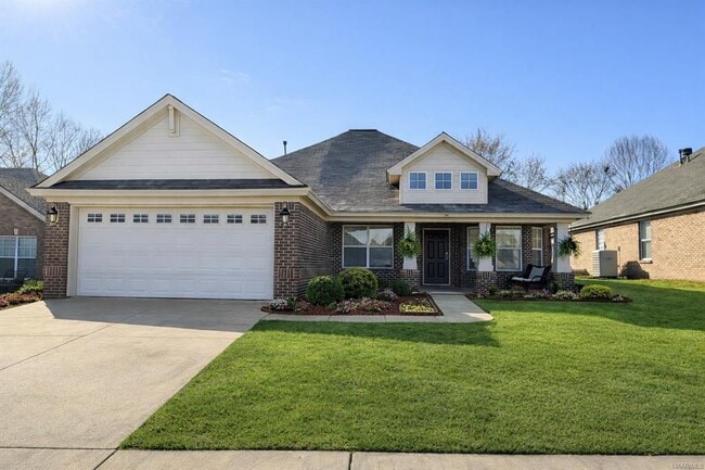 property at 3524 Claiborne Cir