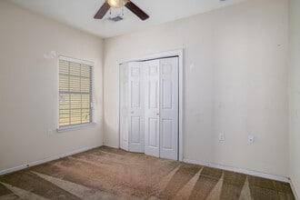 Elm Street Village in Tallulah, LA - Building Photo - Interior Photo