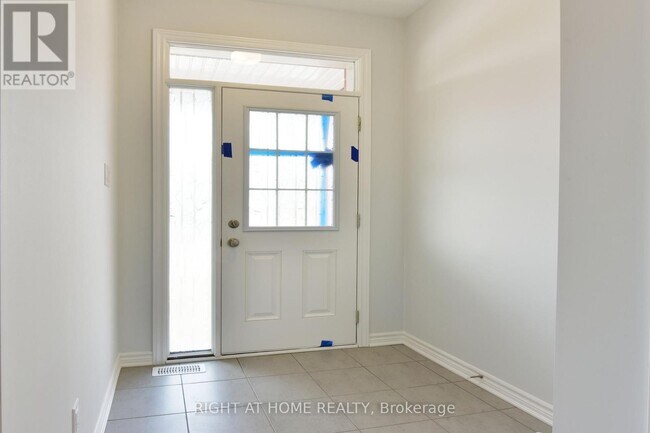 623 Perseus Ave in Ottawa, ON - Building Photo - Building Photo