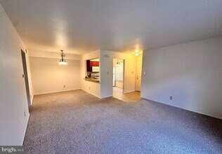 507A Ralston Dr in Mount Laurel, NJ - Building Photo - Building Photo