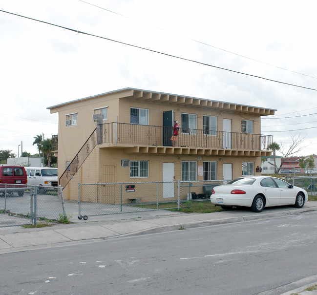 441 SW 2nd Ave in Homestead, FL - Building Photo - Building Photo