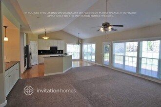 8030 Fairmeadows Dr in Charlotte, NC - Building Photo - Building Photo