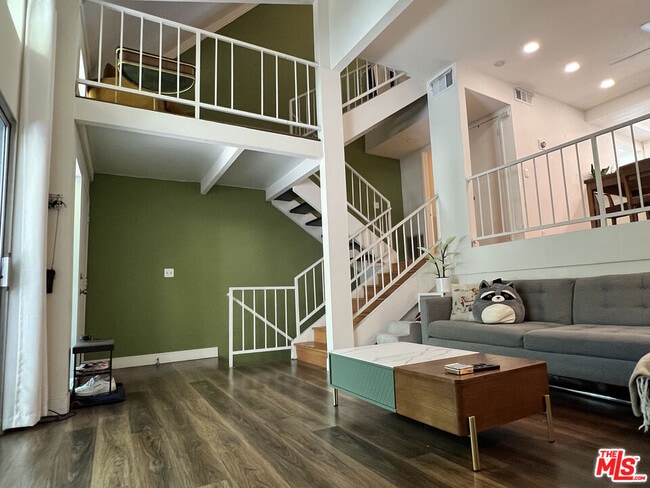 property at 13609 Valerio St