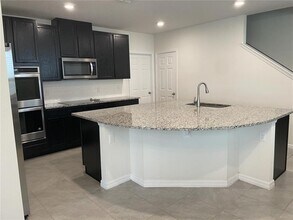 2914 Summer Grn Trl in Kissimmee, FL - Building Photo - Building Photo
