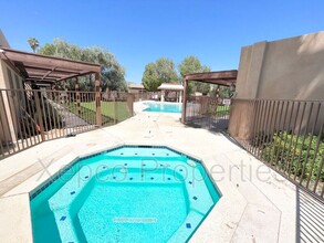 73600 San Gorgonio Way in Palm Desert, CA - Building Photo - Building Photo