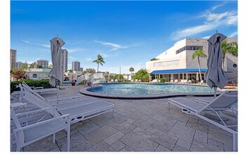 19707 Turnberry Way, Unit 11B in Aventura, FL - Building Photo - Building Photo