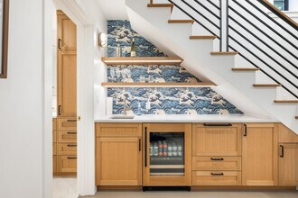 2453 4th Ave W in Seattle, WA - Building Photo - Building Photo