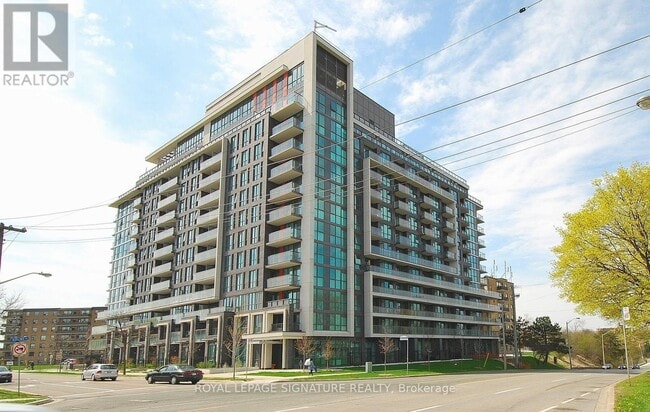 80-480 Esther Lorrie Dr