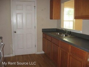 107 Lee St in Hogansville, GA - Building Photo - Building Photo
