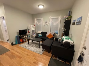 83 Newbury St in Somerville, MA - Building Photo - Building Photo