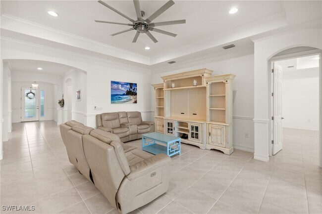 14821 Windward Ln in Naples, FL - Building Photo - Building Photo