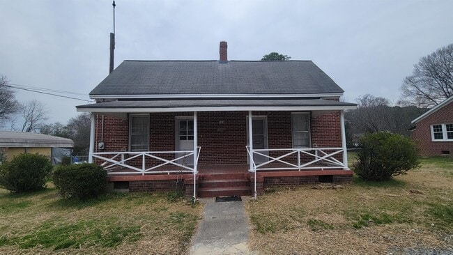 property at 226 Jackson Ave