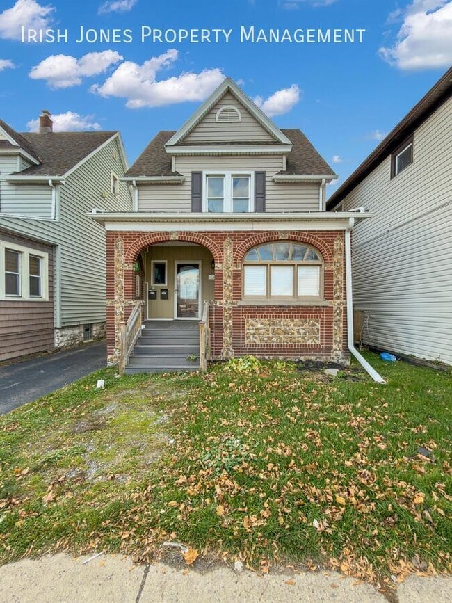 2829 South Park Ave in Lackawanna, NY - Building Photo - Building Photo