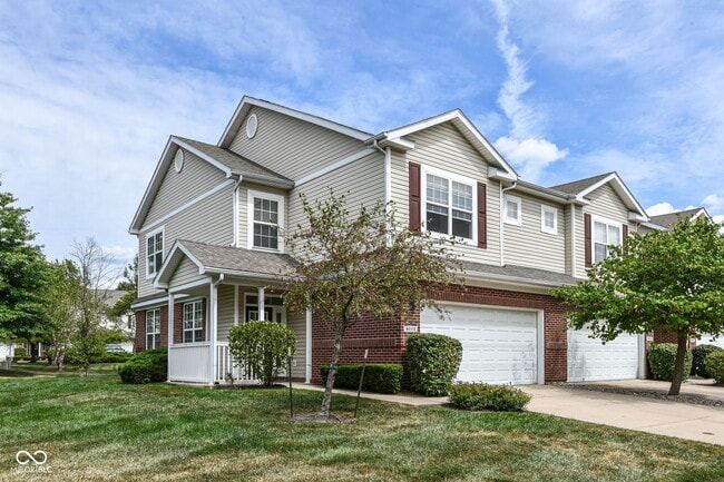4012 Weston Pointe Dr in Zionsville, IN - Building Photo - Building Photo