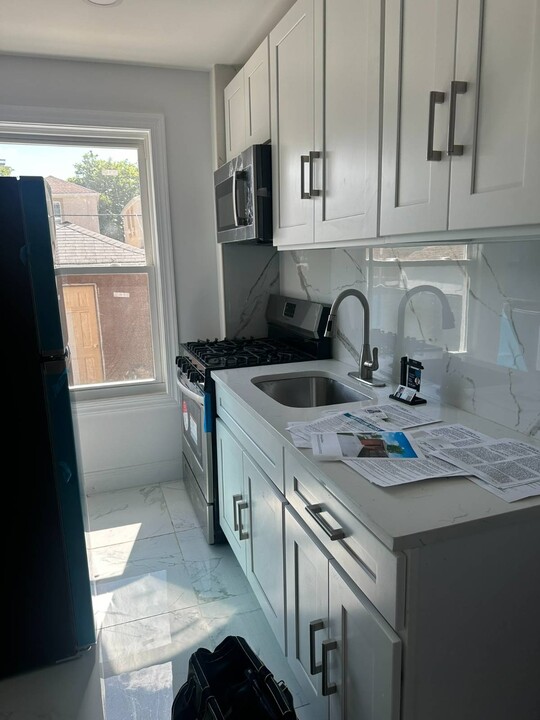 1245 Troy Ave-Unit -1ST FLOOR in Brooklyn, NY - Foto de edificio