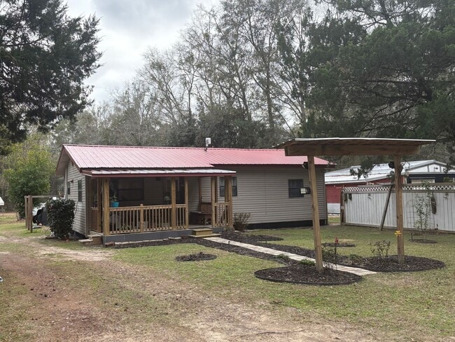 114 Coy Ellis Rd in Defuniak Springs, FL - Building Photo - Building Photo