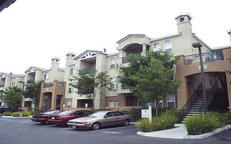 Mountainview Villas in Santa Rosa, CA - Building Photo