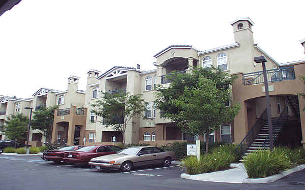 Mountainview Villas in Santa Rosa, CA - Building Photo