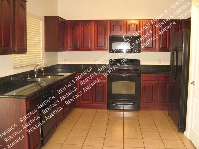 1378 W Brangus Way in San Tan Valley, AZ - Building Photo - Building Photo