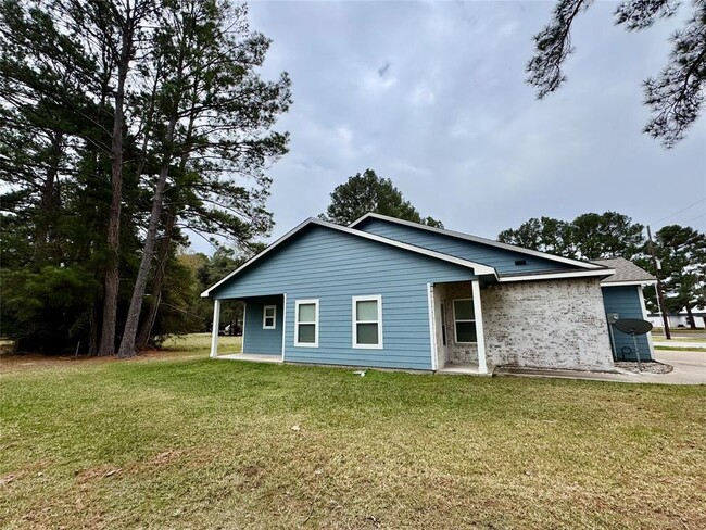 25 Shallow Spgs in Trinity, TX - Building Photo - Building Photo