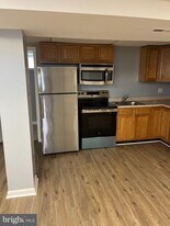 1300 North Ave in Arbutus, MD - Building Photo