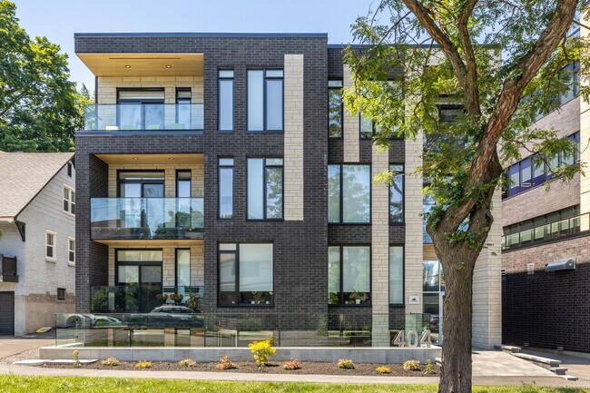404 Eden Av in Ottawa, ON - Building Photo - Building Photo