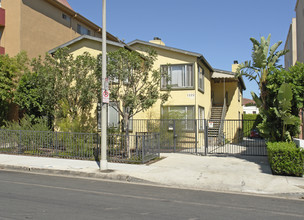 4 Unit Property in Los Angeles, CA - Building Photo - Building Photo