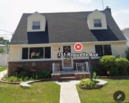 351 Roquette Ave in South Floral Park, NY - Building Photo