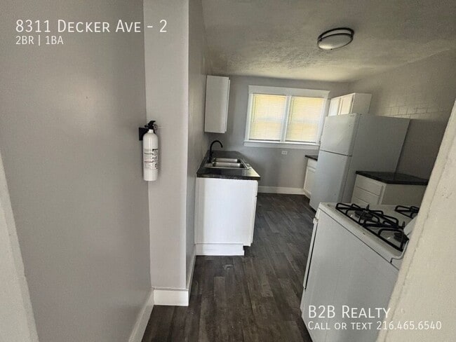 8311 Decker Ave in Cleveland, OH - Building Photo - Building Photo