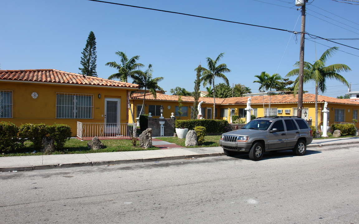 100 NW 16th Ave in Miami, FL - Building Photo