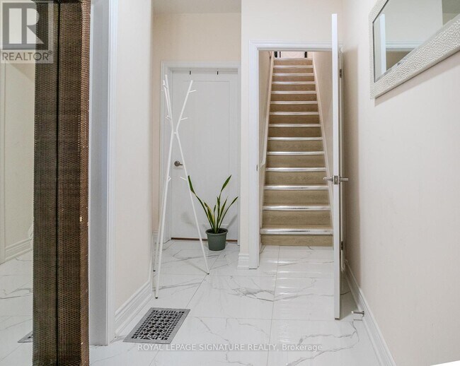 165 Symington Ave in Toronto, ON - Building Photo - Building Photo