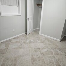 2649 91st St, Unit Basement apartment in East Elmhurst, NY - Foto de edificio - Building Photo