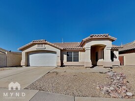 17208 N Chance Dr in Surprise, AZ - Building Photo