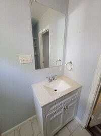 2512 Oakcliff St photo'