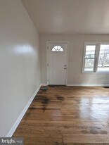 6520 Old Carolina Rd in Haymarket, VA - Building Photo