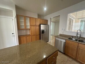 7561 Bright Eyed Ct in Las Vegas, NV - Building Photo - Building Photo