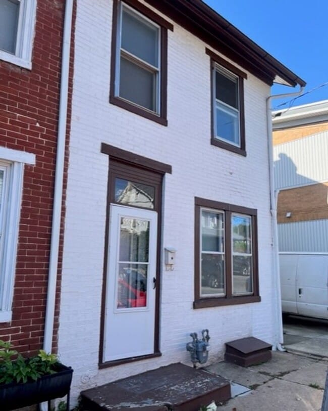 property at 750 Front St