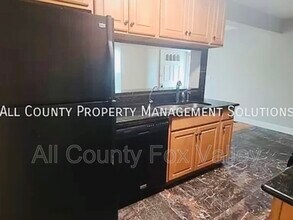 235 Winfield Ct in Vernon Hills, IL - Building Photo - Building Photo