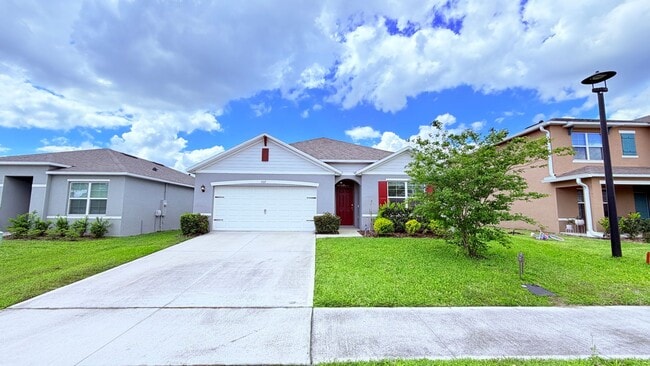 1007 August Sky Dr in Deltona, FL - Building Photo - Building Photo