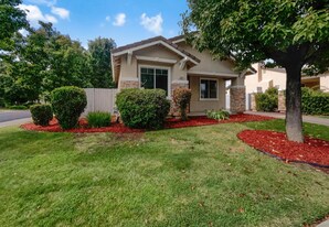 9387 Bennoel Way in Elk Grove, CA - Building Photo
